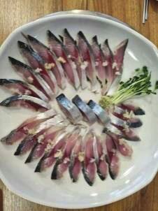 Mackerel sashimi
